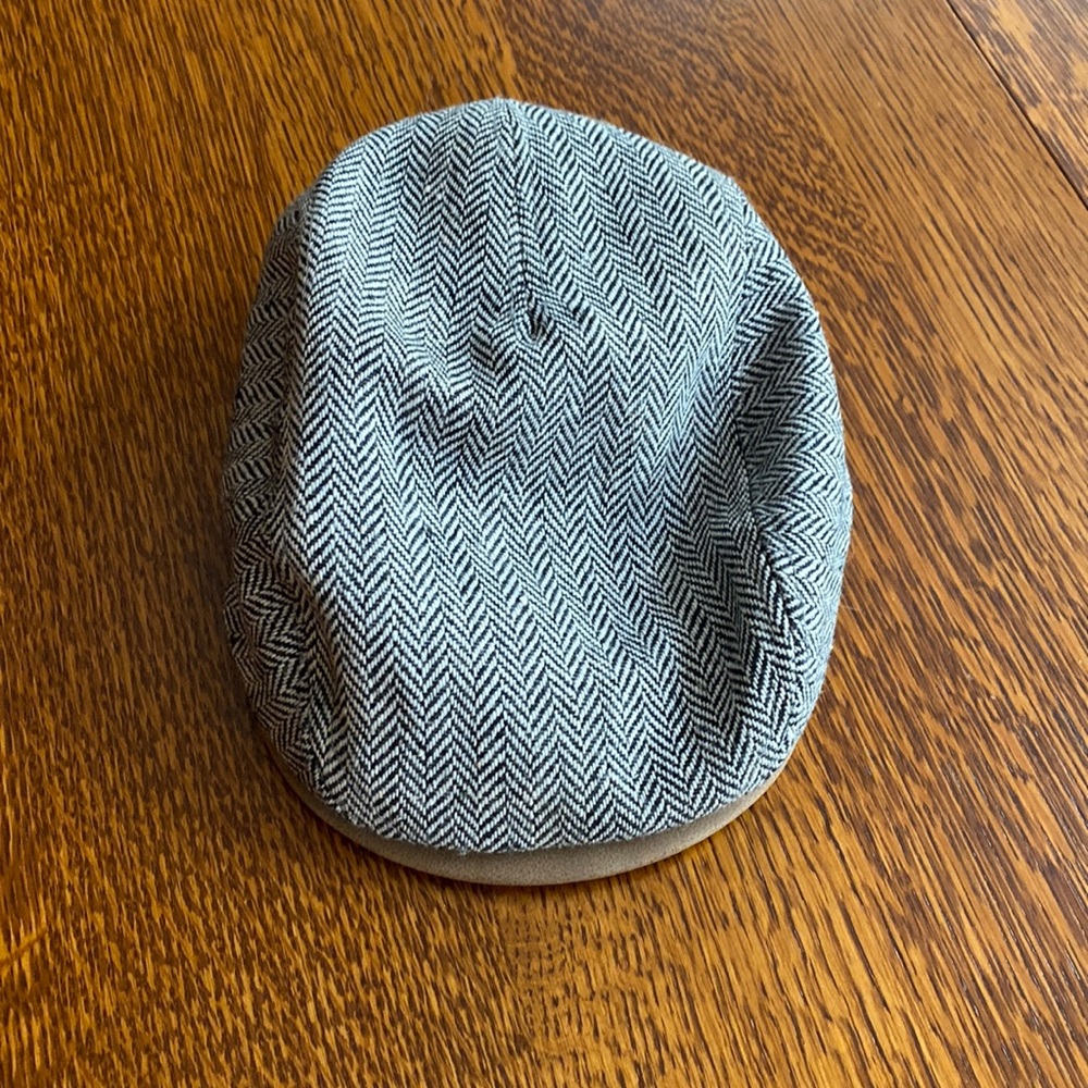 Flat cap 12-18 month old